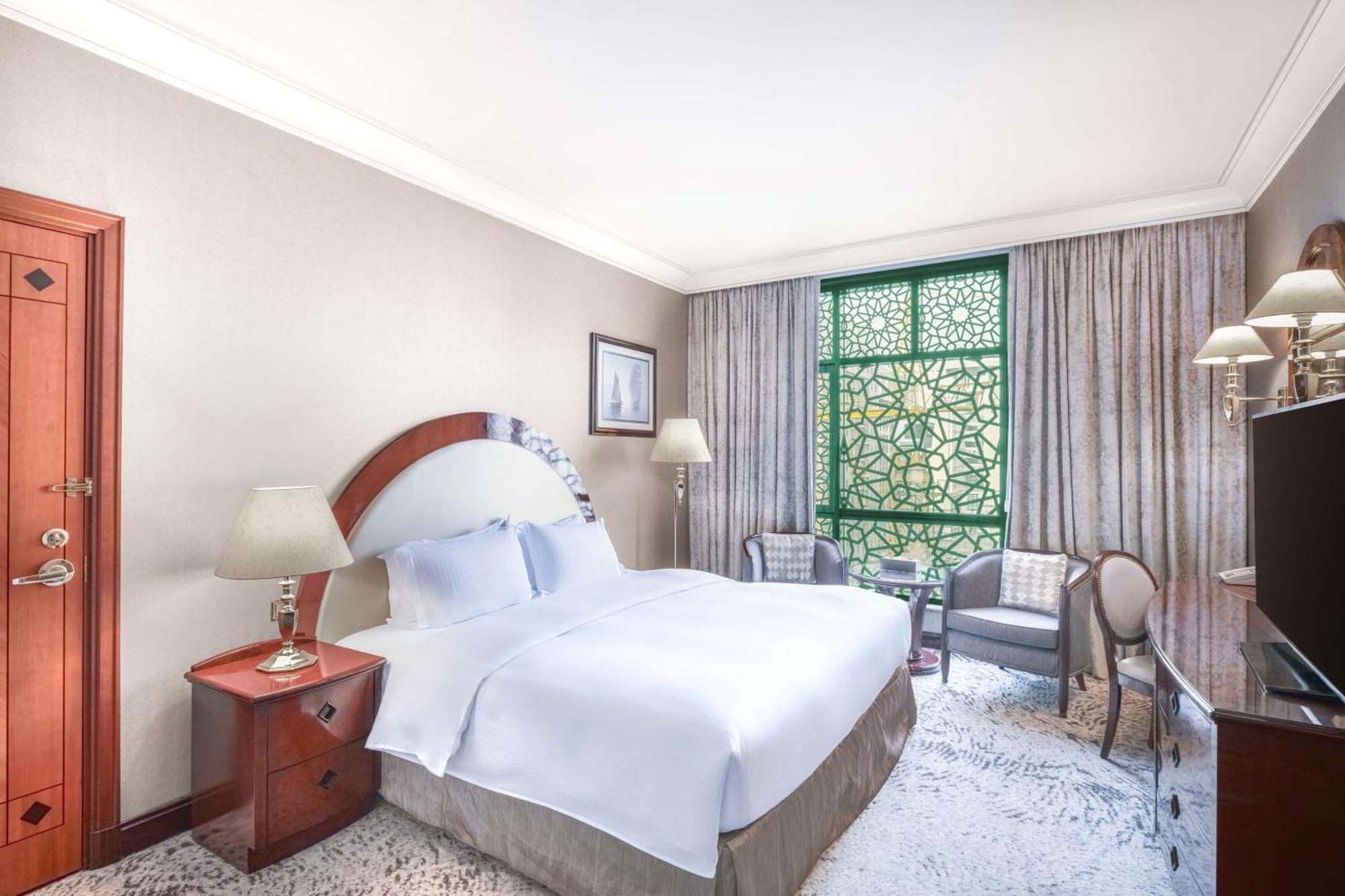 Madinah Hilton Hotel Medina Exterior photo
