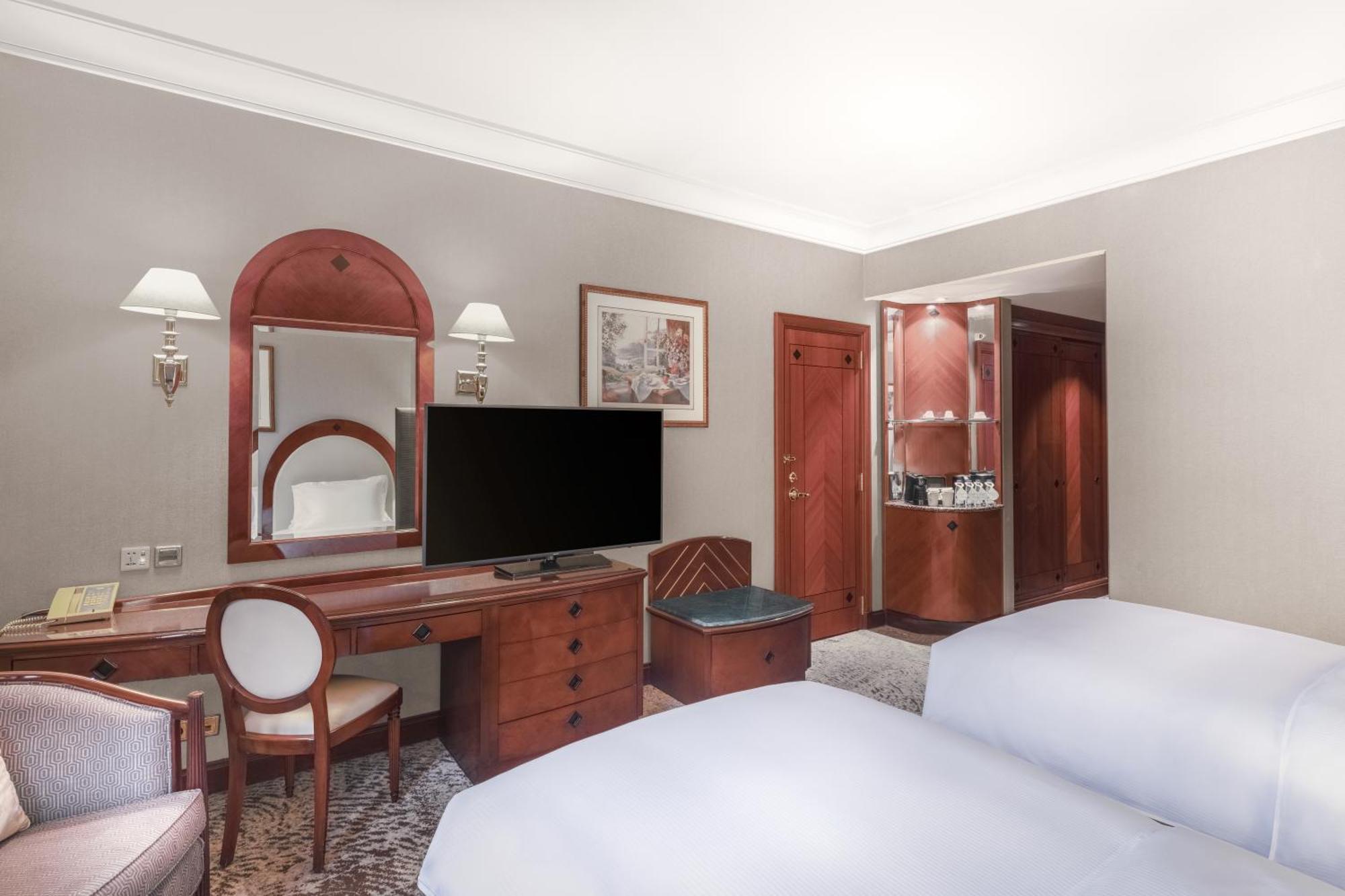 Madinah Hilton Hotel Medina Exterior photo