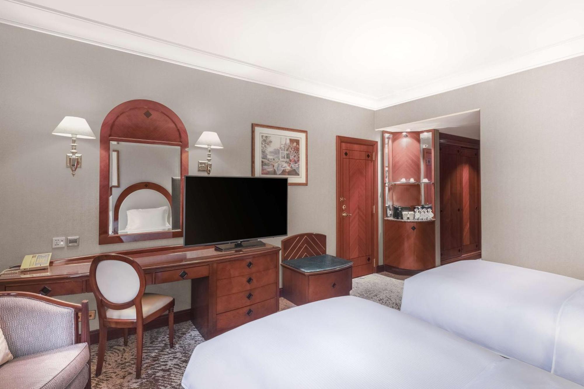 Madinah Hilton Hotel Medina Exterior photo