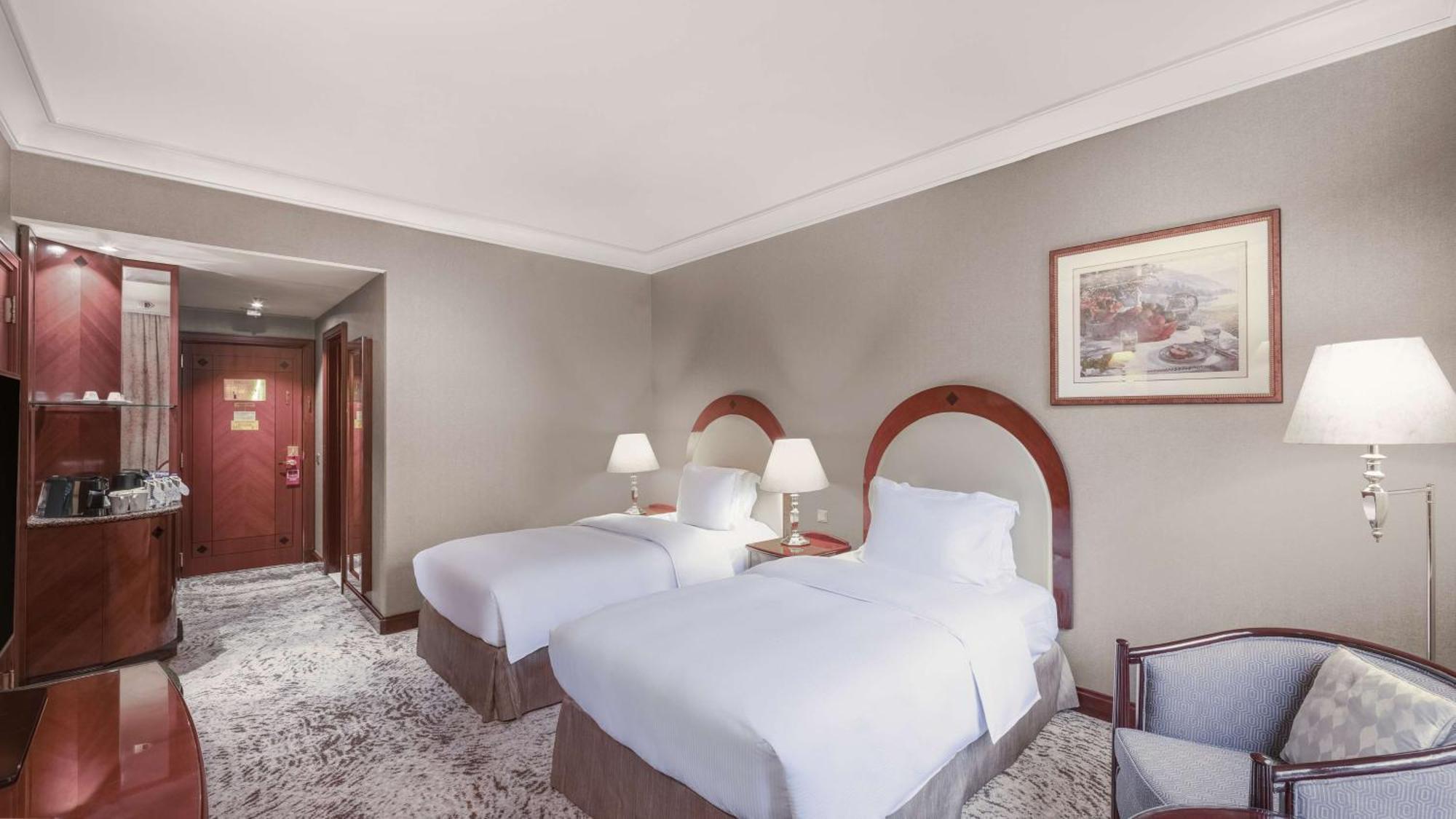 Madinah Hilton Hotel Medina Exterior photo
